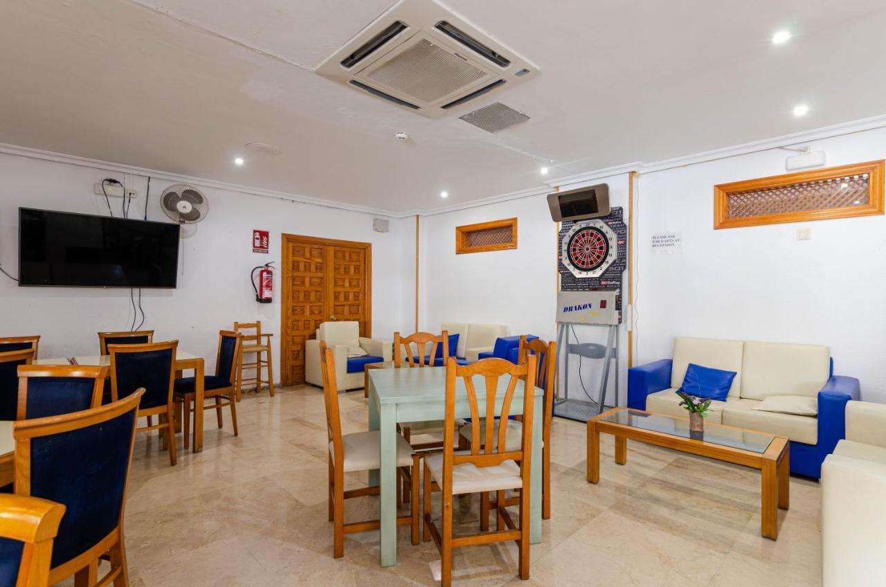 Апарт отель Mariner Club Порто де Алькудиа Экстерьер фото